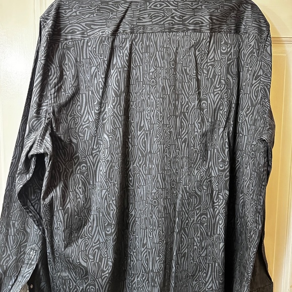 Robert Graham button up shirt limited - Picture 3 of 11